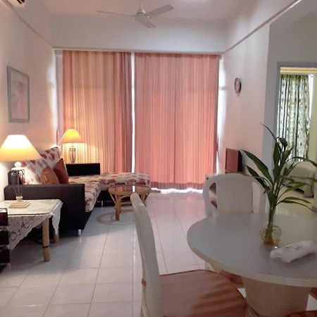 Costa Mahkota Aparthotel Malacca Exteriör bild