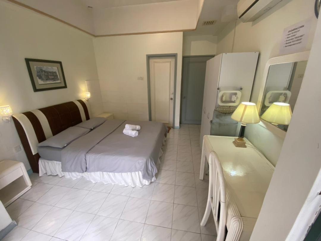 Costa Mahkota Aparthotel Malacca Exteriör bild