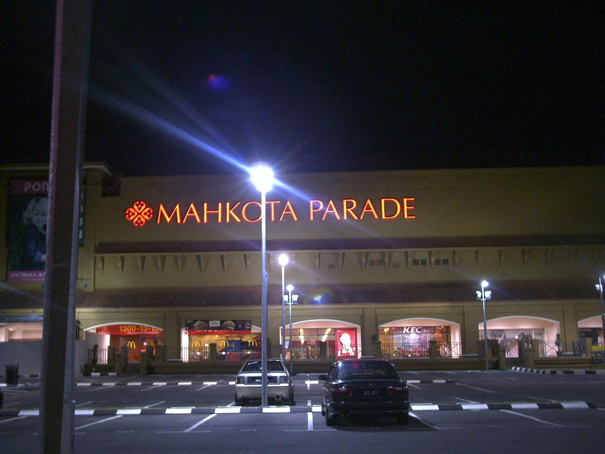 Costa Mahkota Aparthotel Malacca Exteriör bild